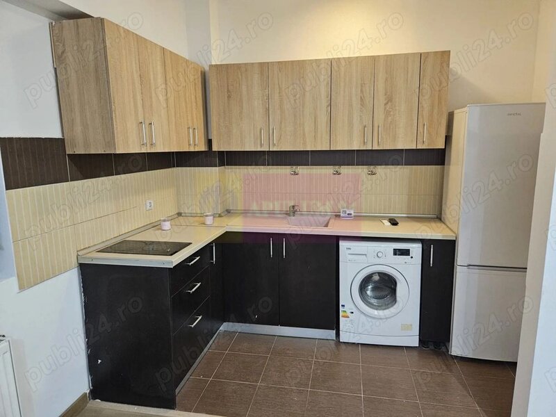 Bijuterie de Garsoniera in centru, rond Alba Iulia